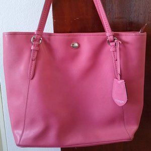 Coach Peyton Leather Zip Tote